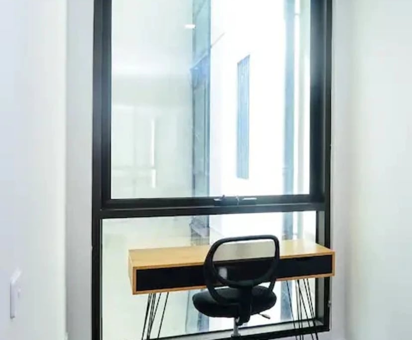 $830, Whole-property, 2 bathrooms, West Melbourne VIC 3003