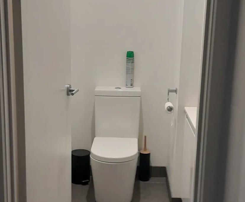 Room in a share house