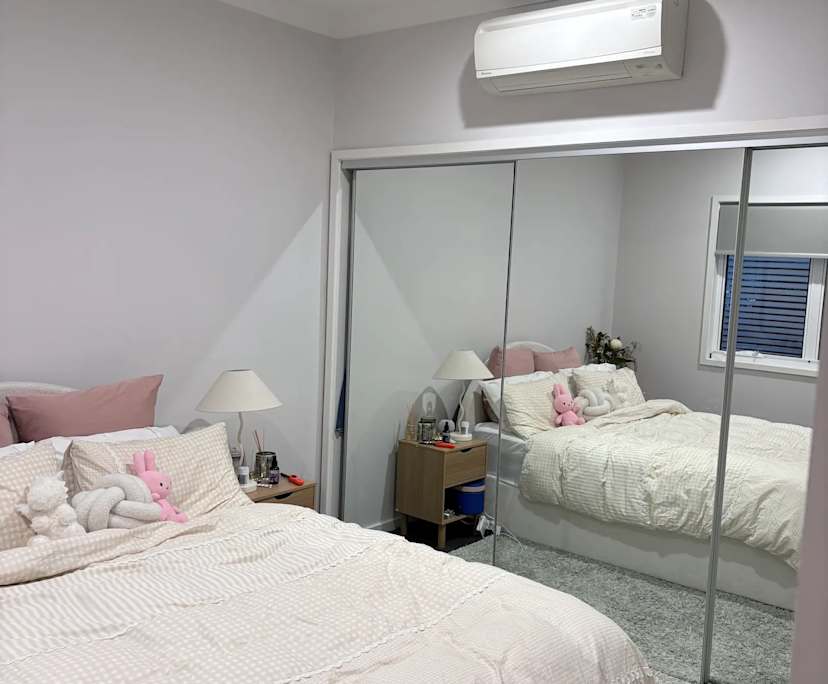 Unfurnished room in a share house