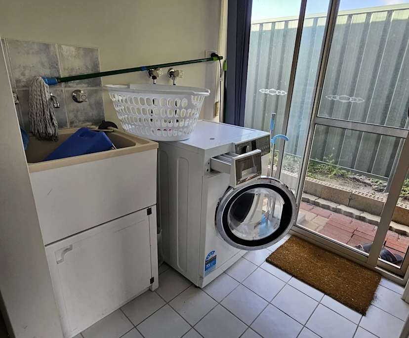 $220, Share-house, 4 bathrooms, Wilson WA 6107