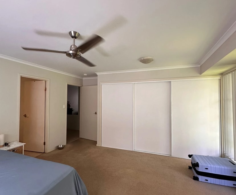Unfurnished room in a share house