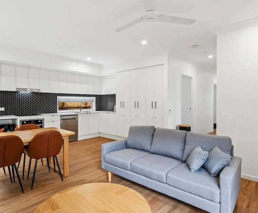 $290, Share-house, 3 bathrooms, Redbank Plains QLD 4301