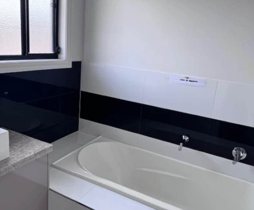 $325-350, Student-accommodation, 2 rooms, Oakleigh East VIC 3166, Oakleigh East VIC 3166