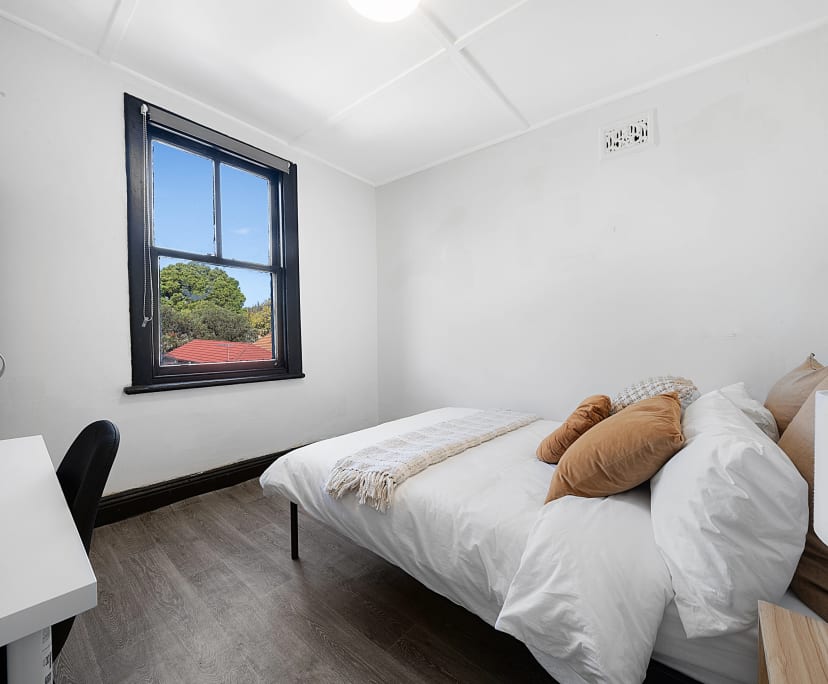 $300, Share-house, 6 bathrooms, Petersham NSW 2049