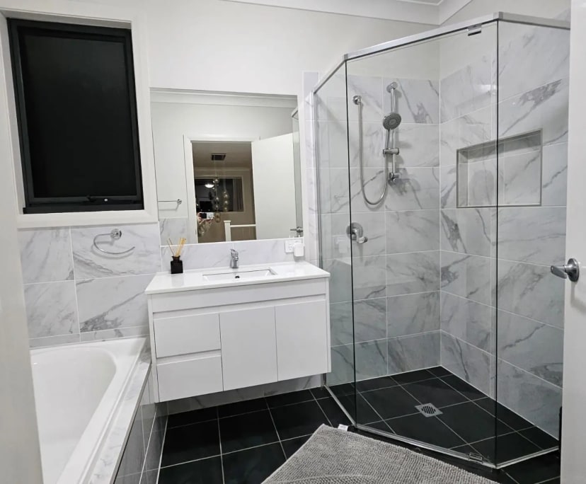 $250-350, Share-house, 2 rooms, Bardia NSW 2565, Bardia NSW 2565