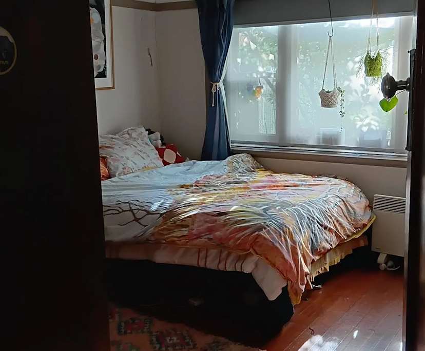 Unfurnished room in a share house