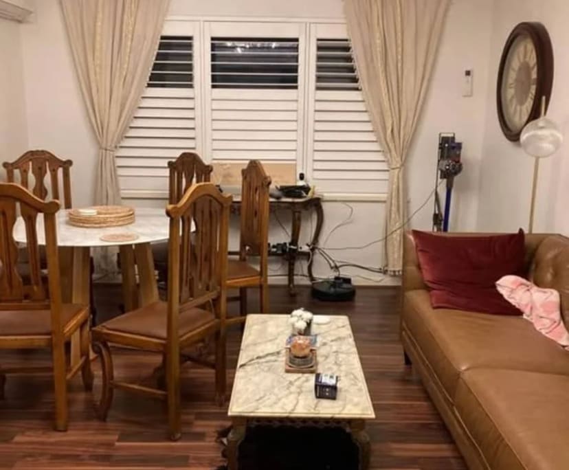 Furnished room in a flatshare