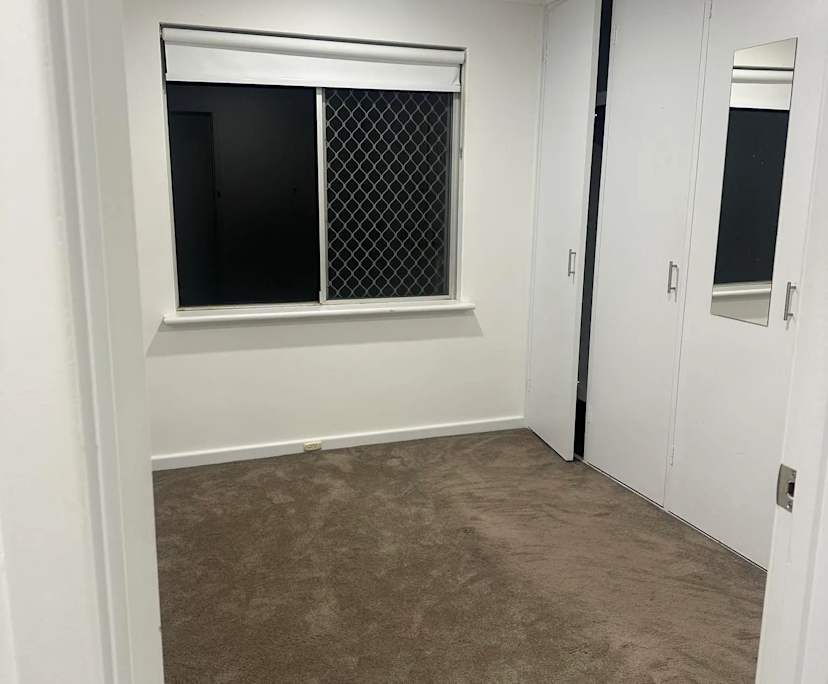 Unfurnished room in a share house