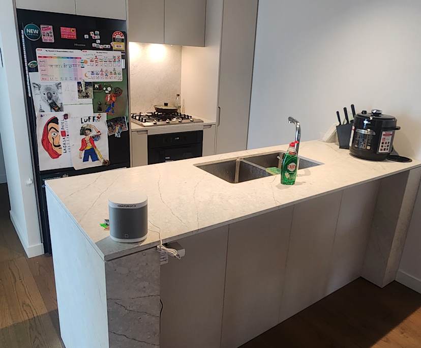 Furnished room with ensuite in a flatshare