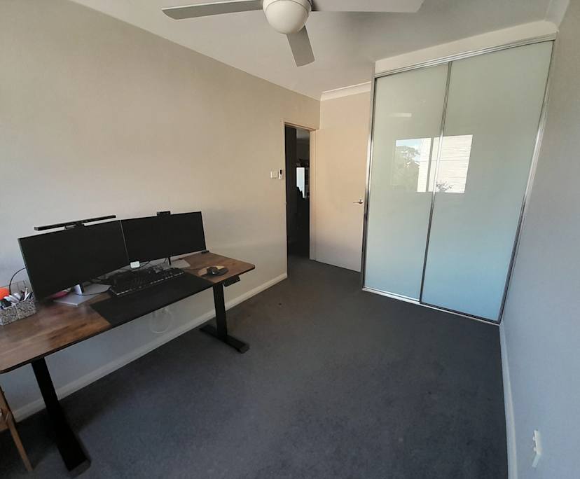 Unfurnished room in a flatshare