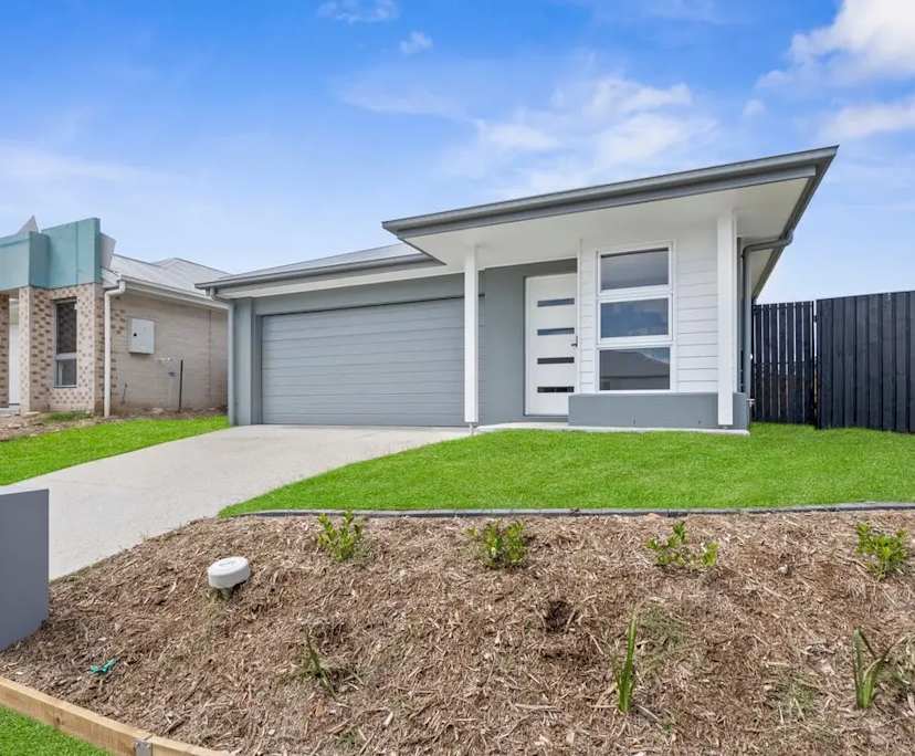 $310, Share-house, 3 bathrooms, Logan Reserve QLD 4133