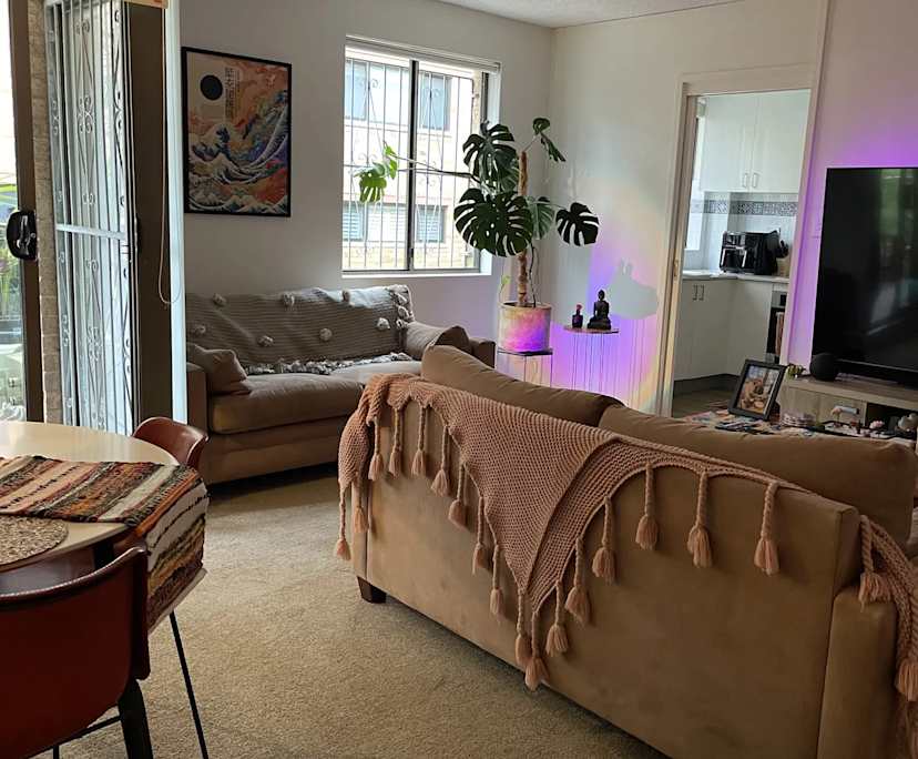 Whole property with 2 rooms for rent