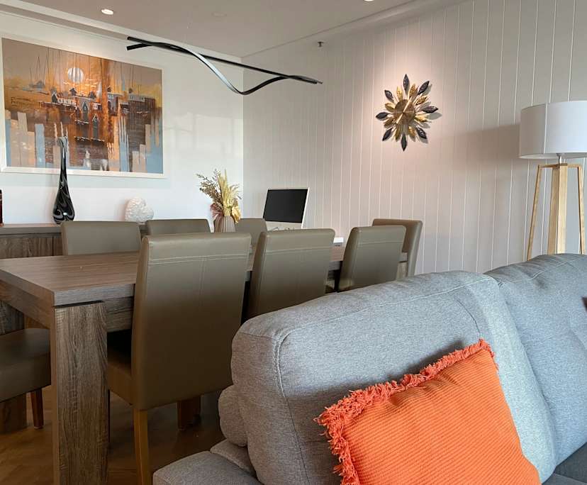 Furnished room with own bathroom