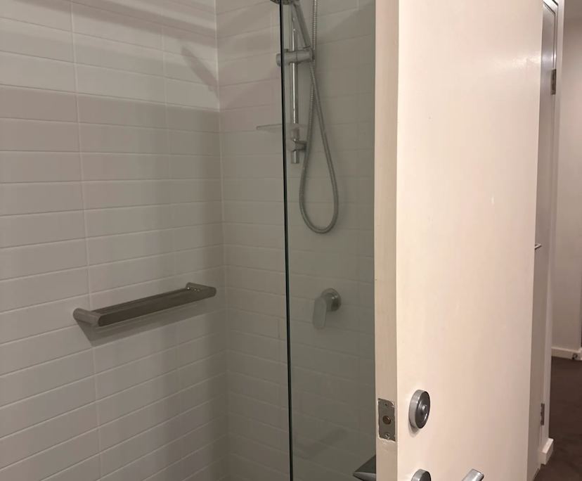 $380, Flatshare, 2 bathrooms, Homebush NSW 2140