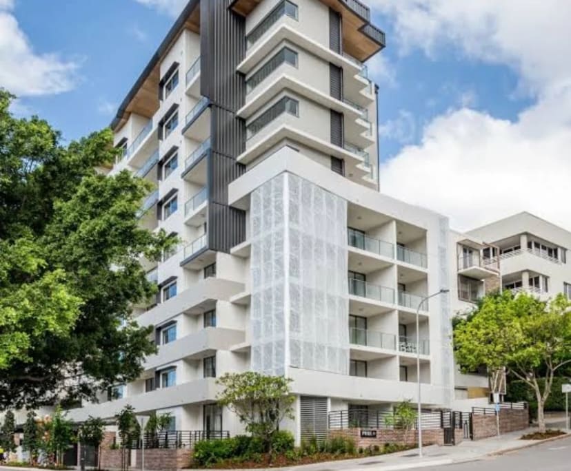 Furnished room with ensuite in a flatshare