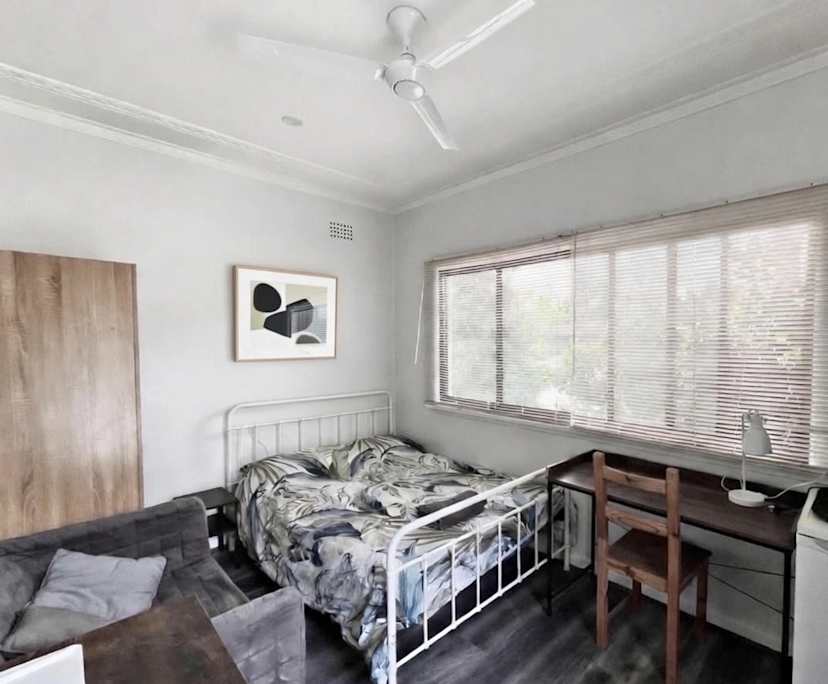 $370, Share-house, 1 bathroom, Thornleigh NSW 2120