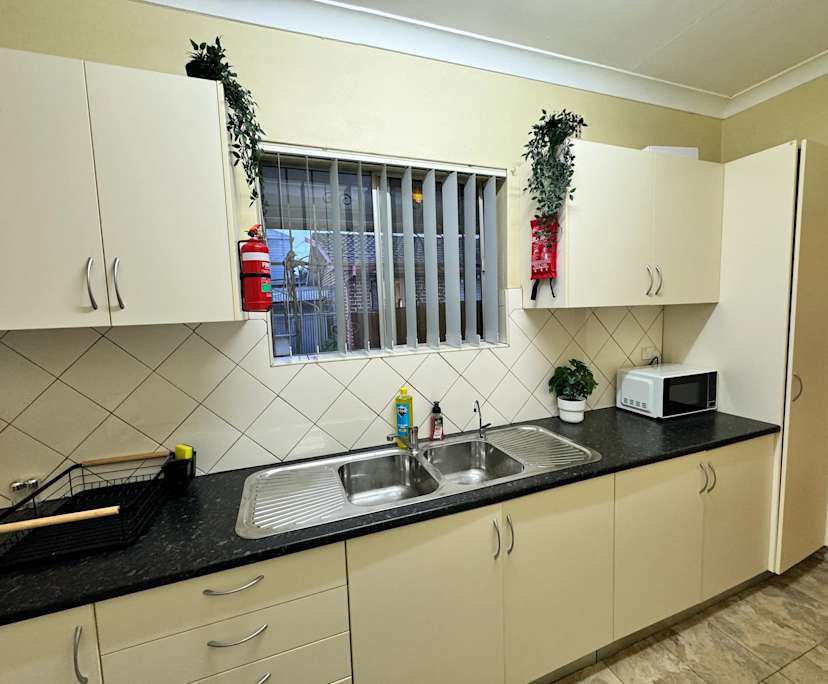 $305, Share-house, 6 bathrooms, Marrickville NSW 2204