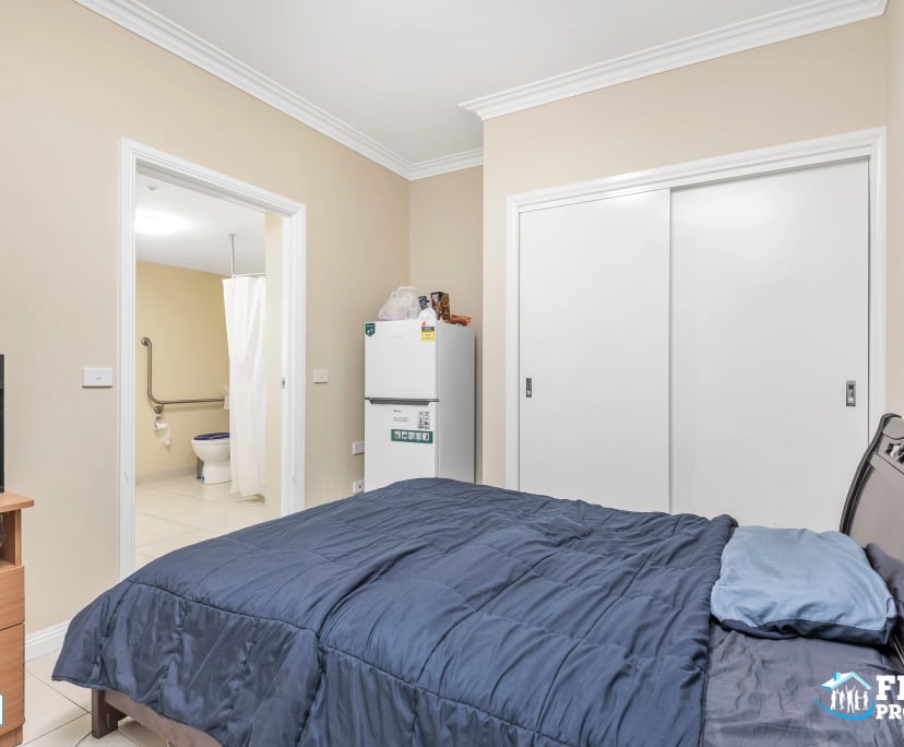 $150, Student-accommodation, 6 bathrooms, Highton VIC 3216