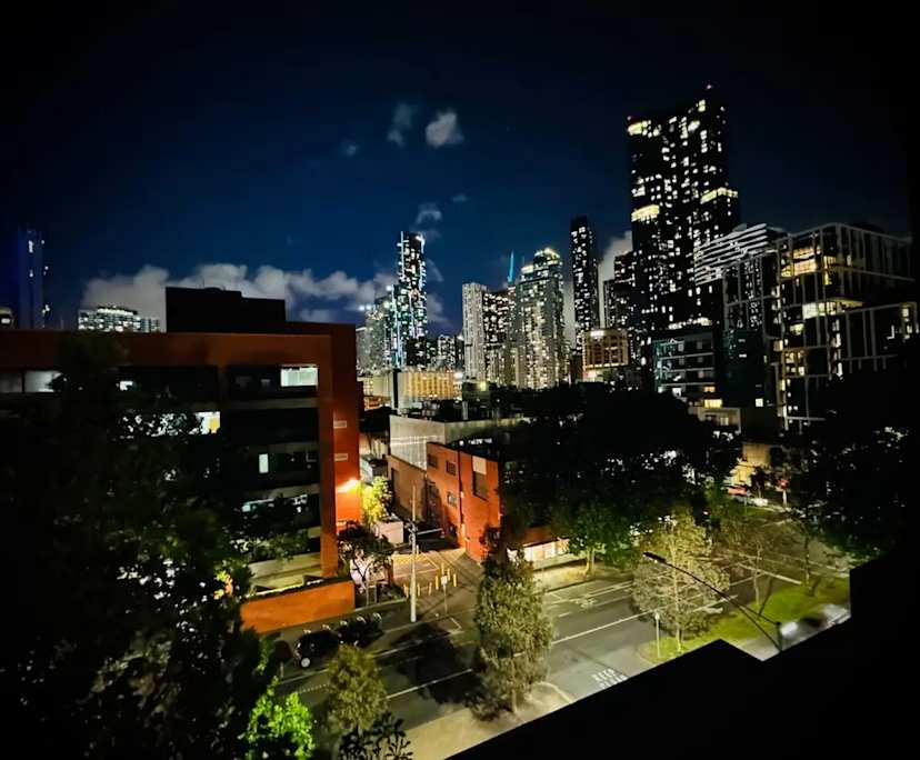 $330, Flatshare, 2 bathrooms, Carlton VIC 3053