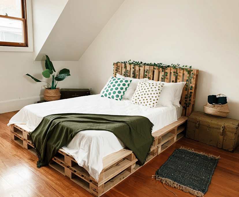 Furnished room in a share house