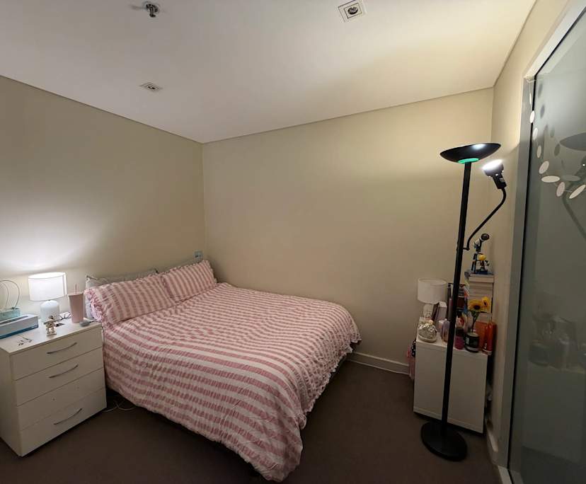 Furnished room with own bathroom