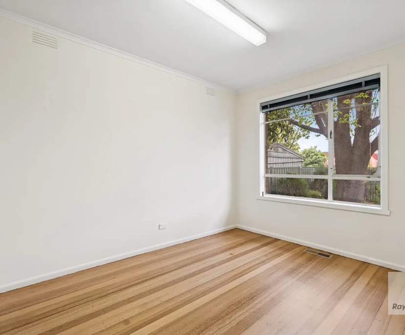 $230, Share-house, 3 bathrooms, Saint Albans VIC 3021