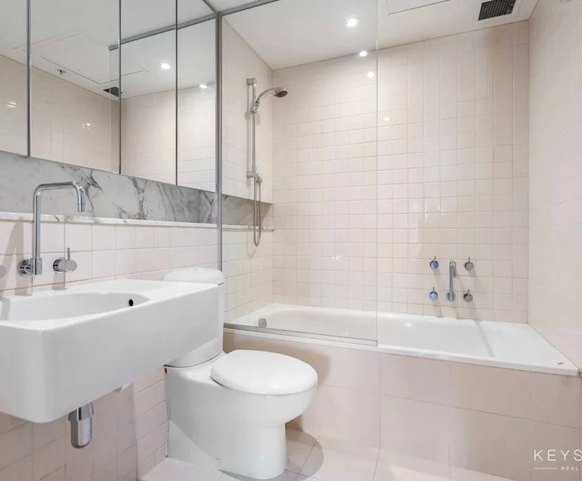 Furnished room with own bathroom