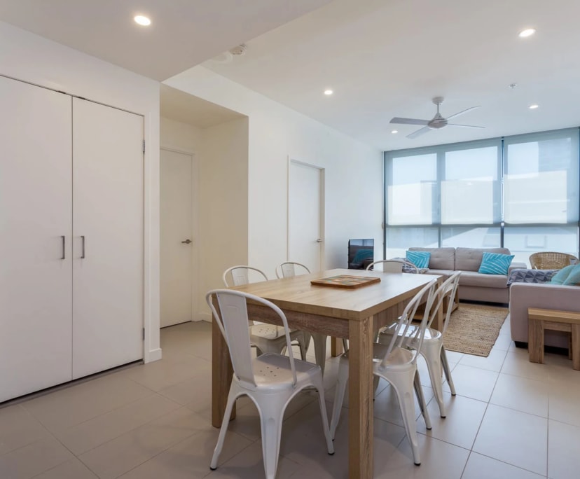$320, Flatshare, 2 bathrooms, Newstead QLD 4006