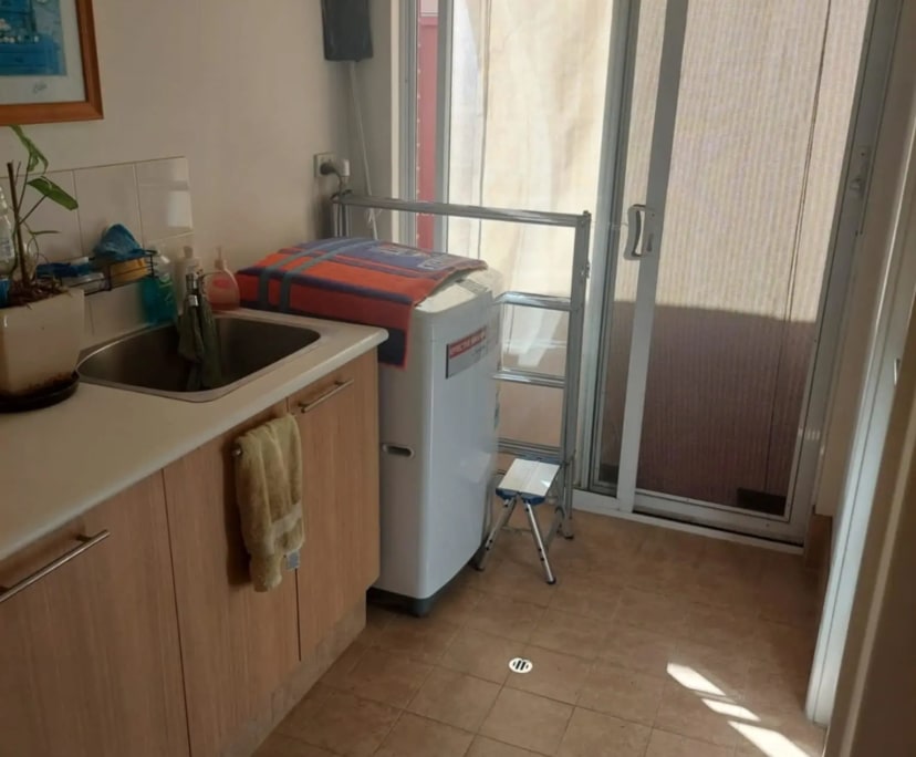 $310, Share-house, 4 bathrooms, Cloverdale WA 6105