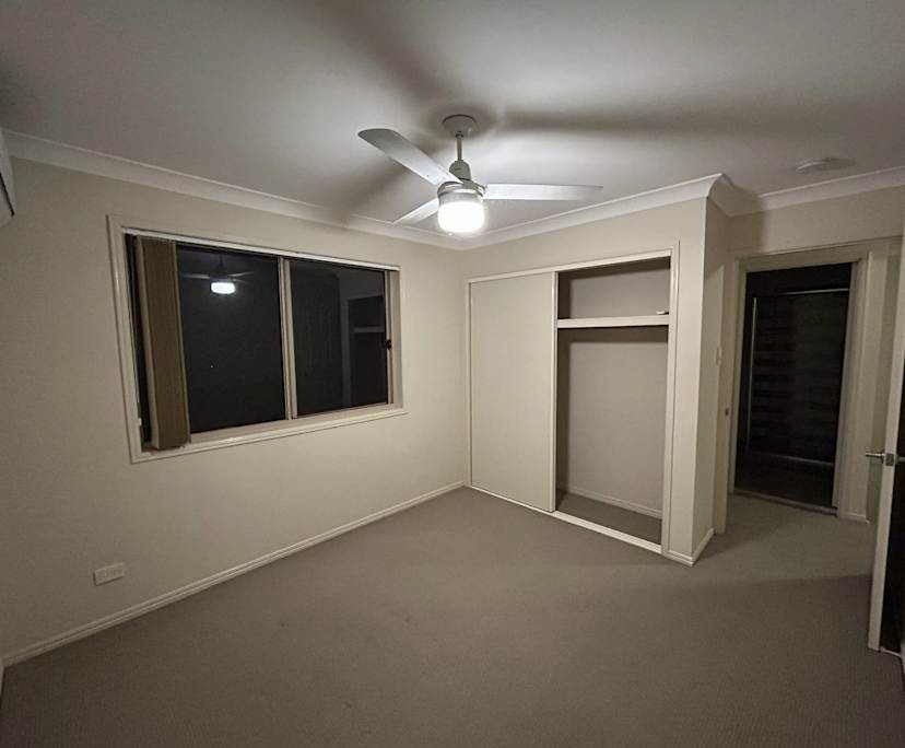 Unfurnished room with own bathroom