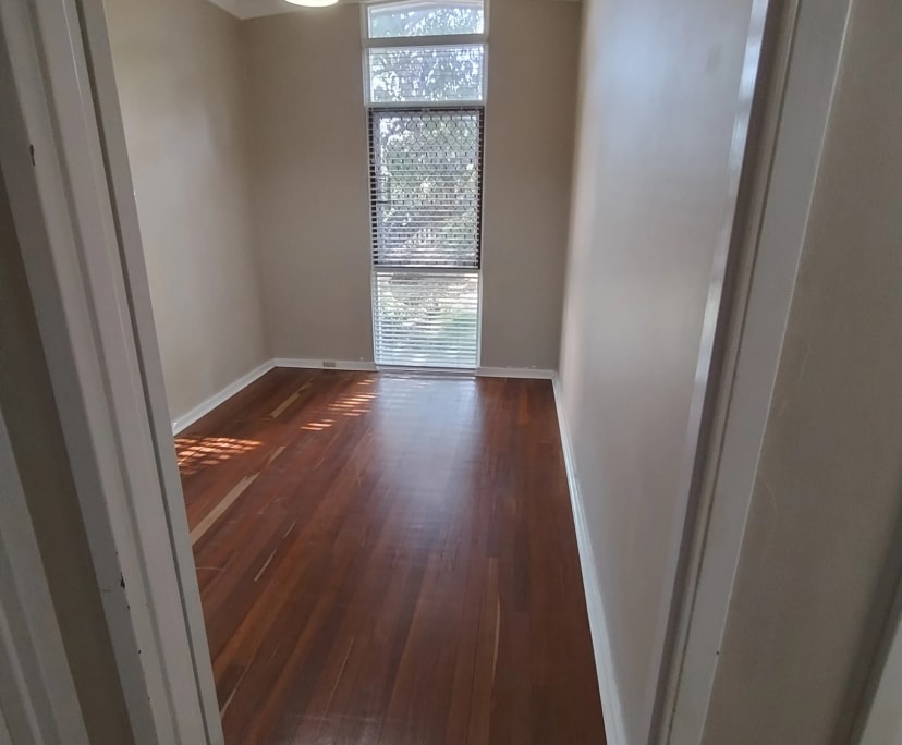 Unfurnished room in a share house