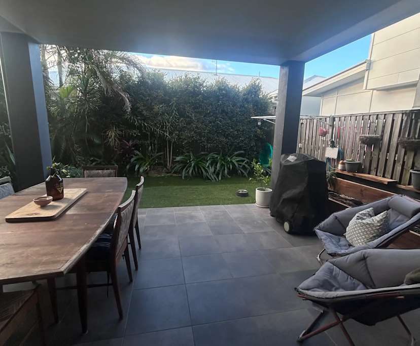 $350, Share-house, 3 bathrooms, Mountain Creek QLD 4557