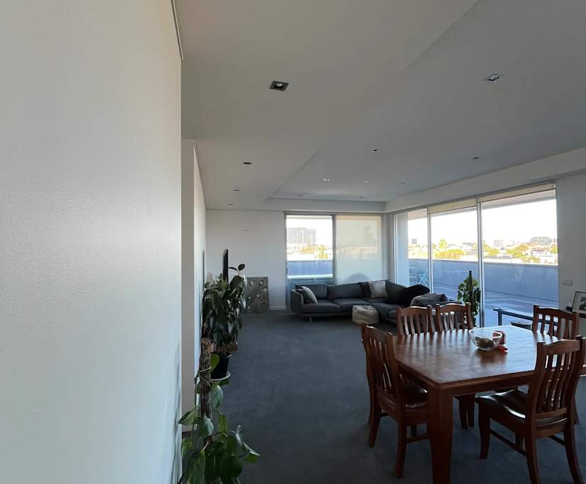 Unfurnished room with own bathroom