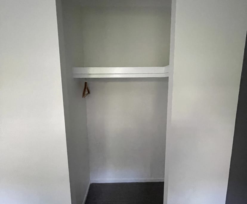 Unfurnished room in a share house