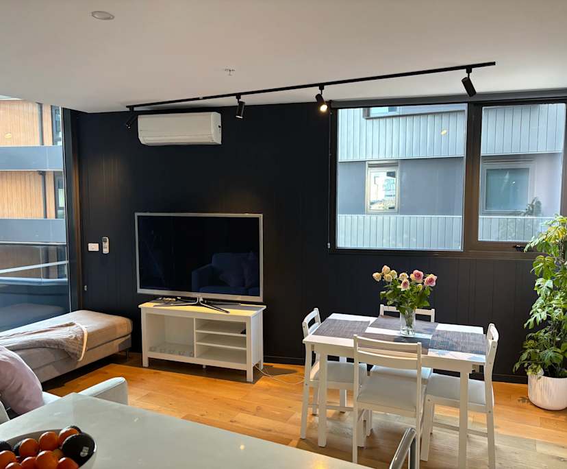 Unfurnished room with own bathroom