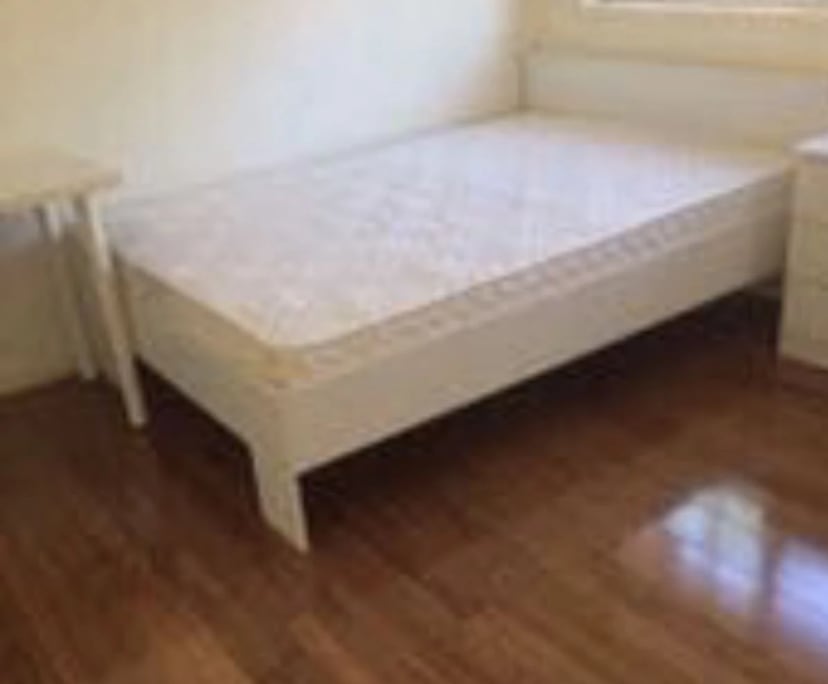 propertyImage