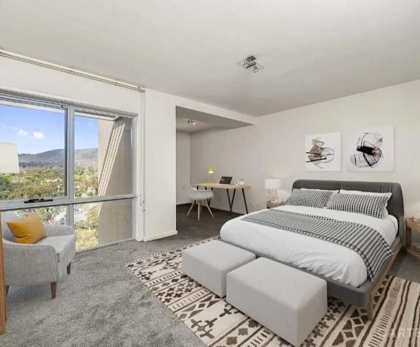 Unfurnished room with own bathroom