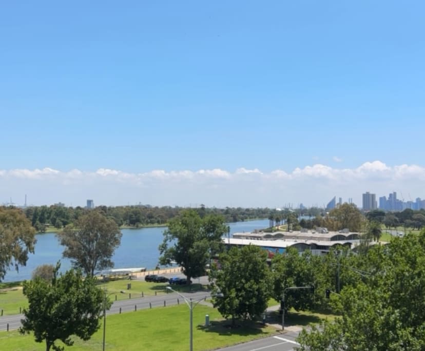 $450, Flatshare, 2 bathrooms, Melbourne VIC 3004