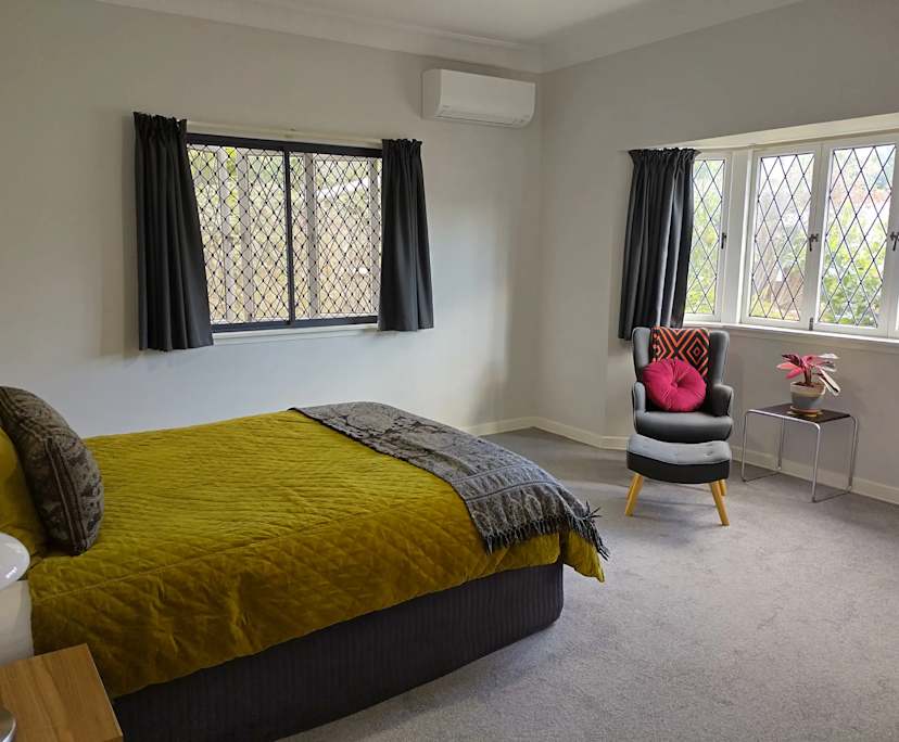 Unfurnished room with own bathroom