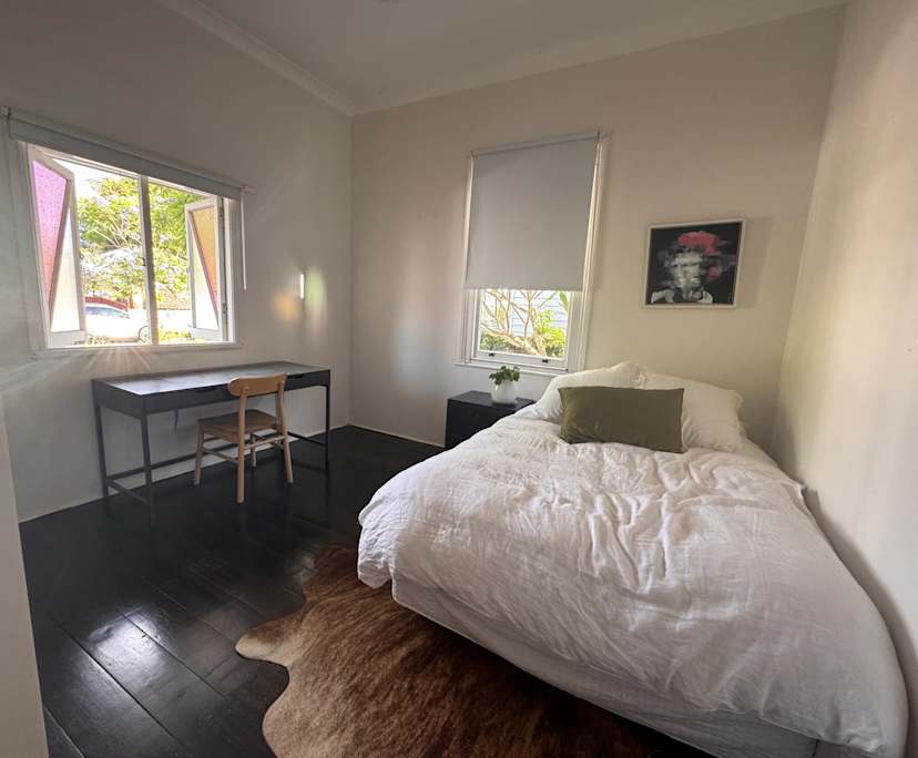 Room in a share house