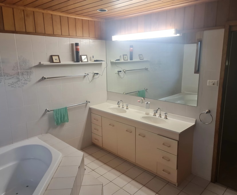 propertyImage