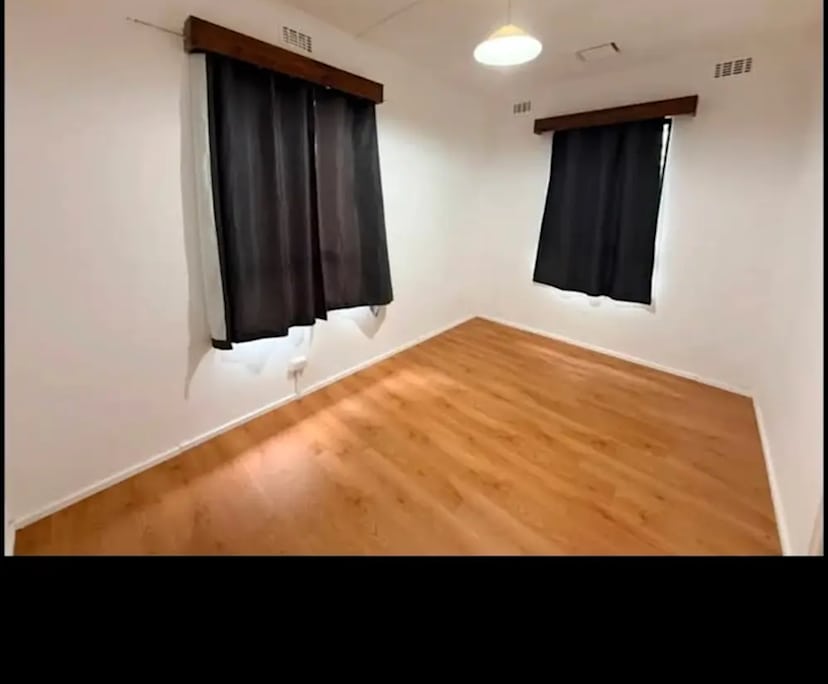 Unfurnished room in a share house