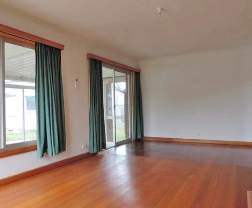 Unfurnished room in a share house
