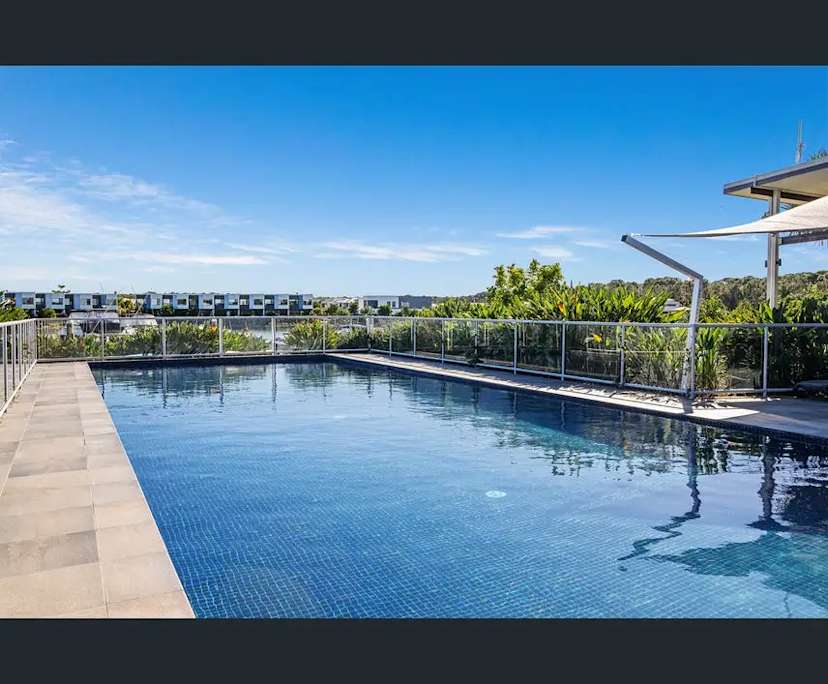 $325, Share-house, 4 bathrooms, Hope Island QLD 4212