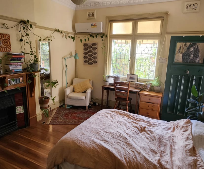 Room for Rent in Ashfield, Sydney 250, Furnished,...