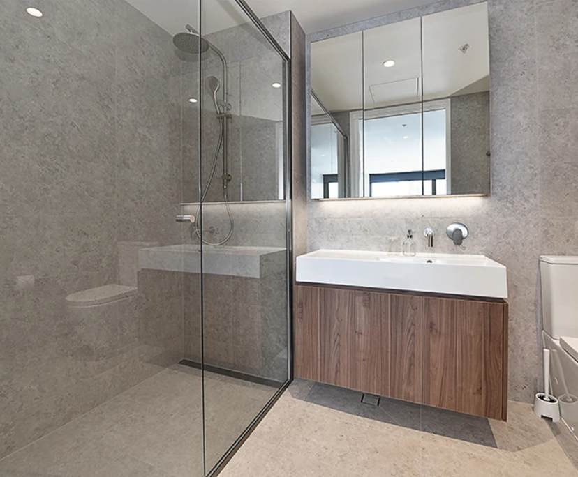 $1,075, Whole-property, 2 bathrooms, Melbourne VIC 3000