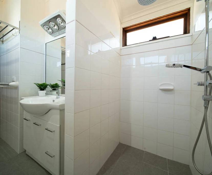 $2,400, Whole-property, 4 bathrooms, Randwick NSW 2031