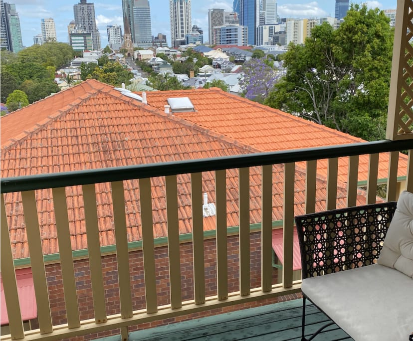 $310, Flatshare, 2 bathrooms, Spring Hill QLD 4000