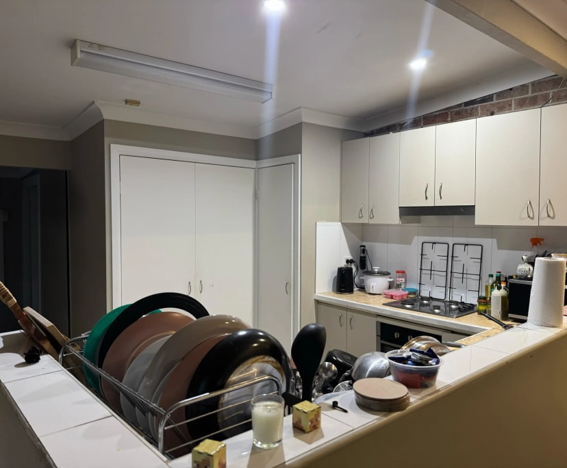 Room in a share house