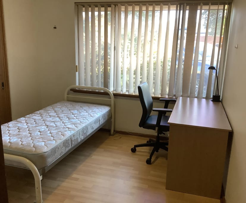 Furnished room in a share house